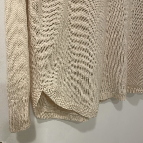 360 Cashmere cream sweater size medium - Picture 4 of 12